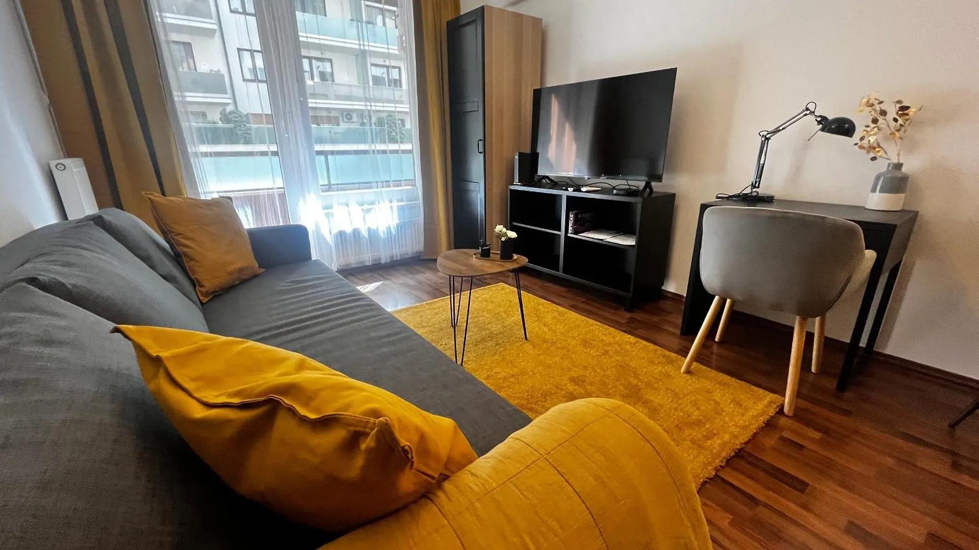 Corvin Gold City Garden Apartman Budapest Magyarország